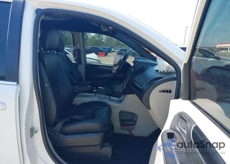 2018 Dodge Grand Caravan Sxt z USA, uszkodzony, nr VIN 2C4RDGCG8JR296003